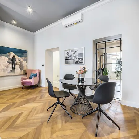 Andrassy Ave Splendor Luxe Art Loft Nr The Opera Oktogon Apartament