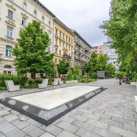 Andrassy Ave Splendor Luxe Art Loft Nr The Opera Oktogon *