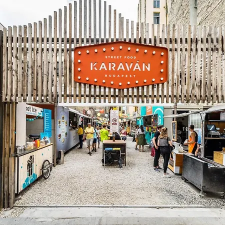 Andrassy Ave Splendor Luxe Art Loft Nr The Opera Oktogon Apartament